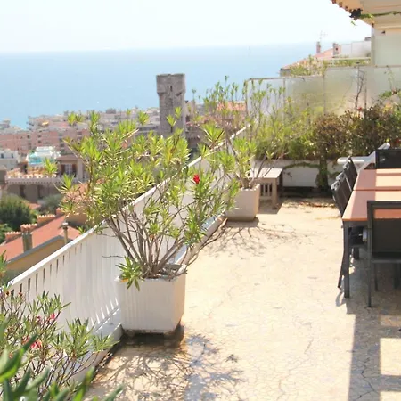 Appartement Superbe Sur Le Toit Penhouse Face à La Mer Et Aux Toits De Nice